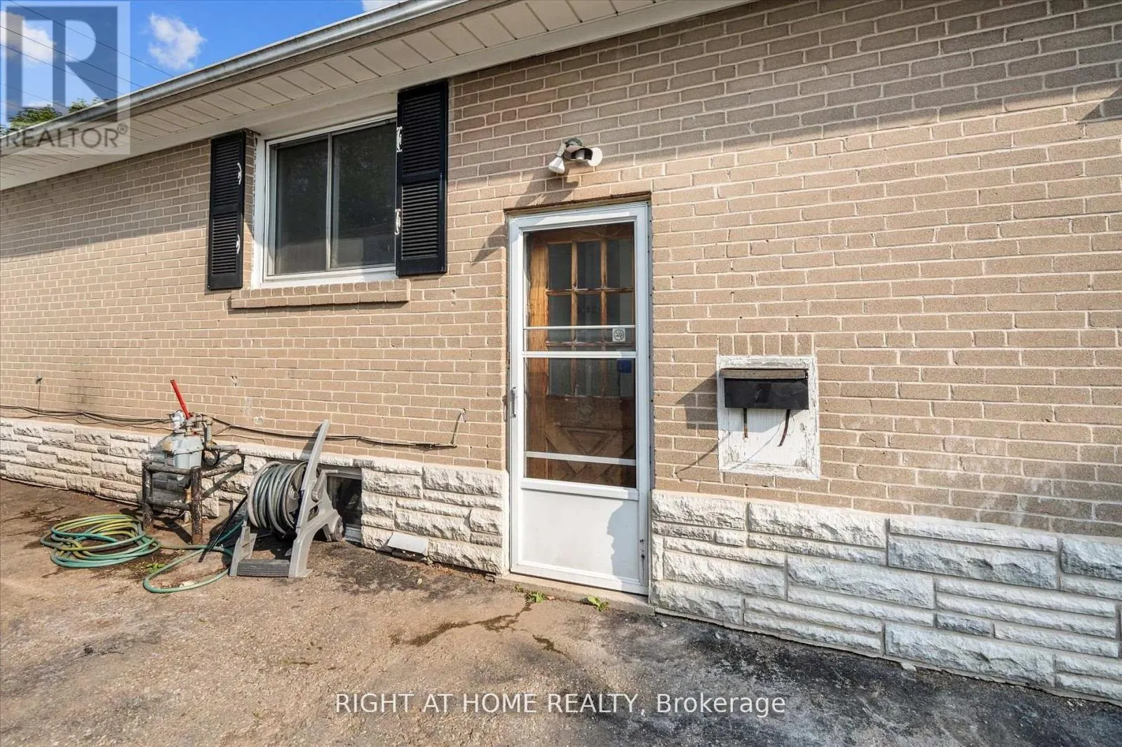 7 TULLOCH DRIVE
