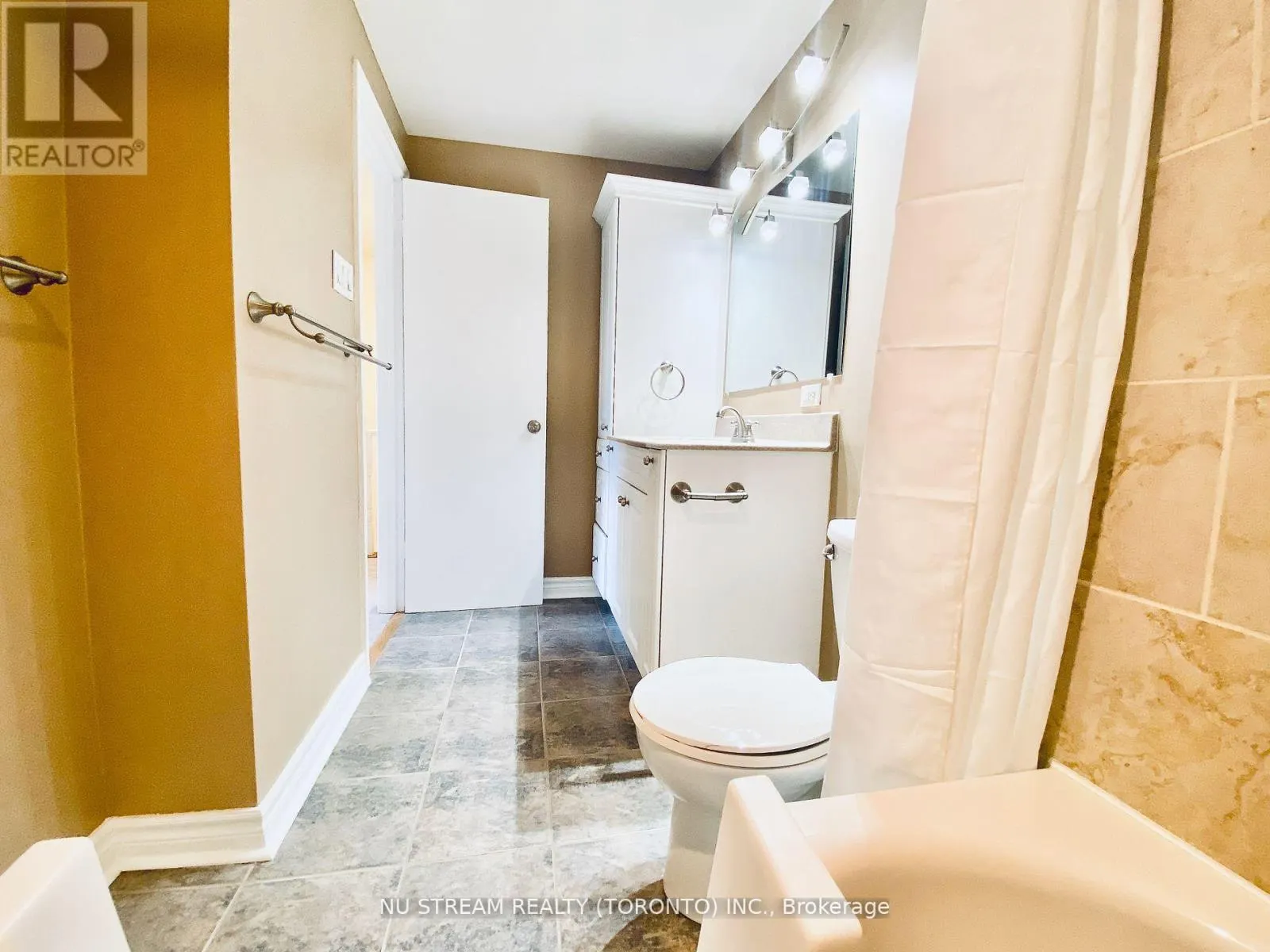 2 - 2020 PHARMACY AVENUE