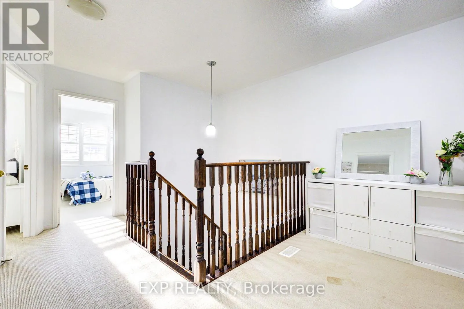 1633 FROLIS STREET