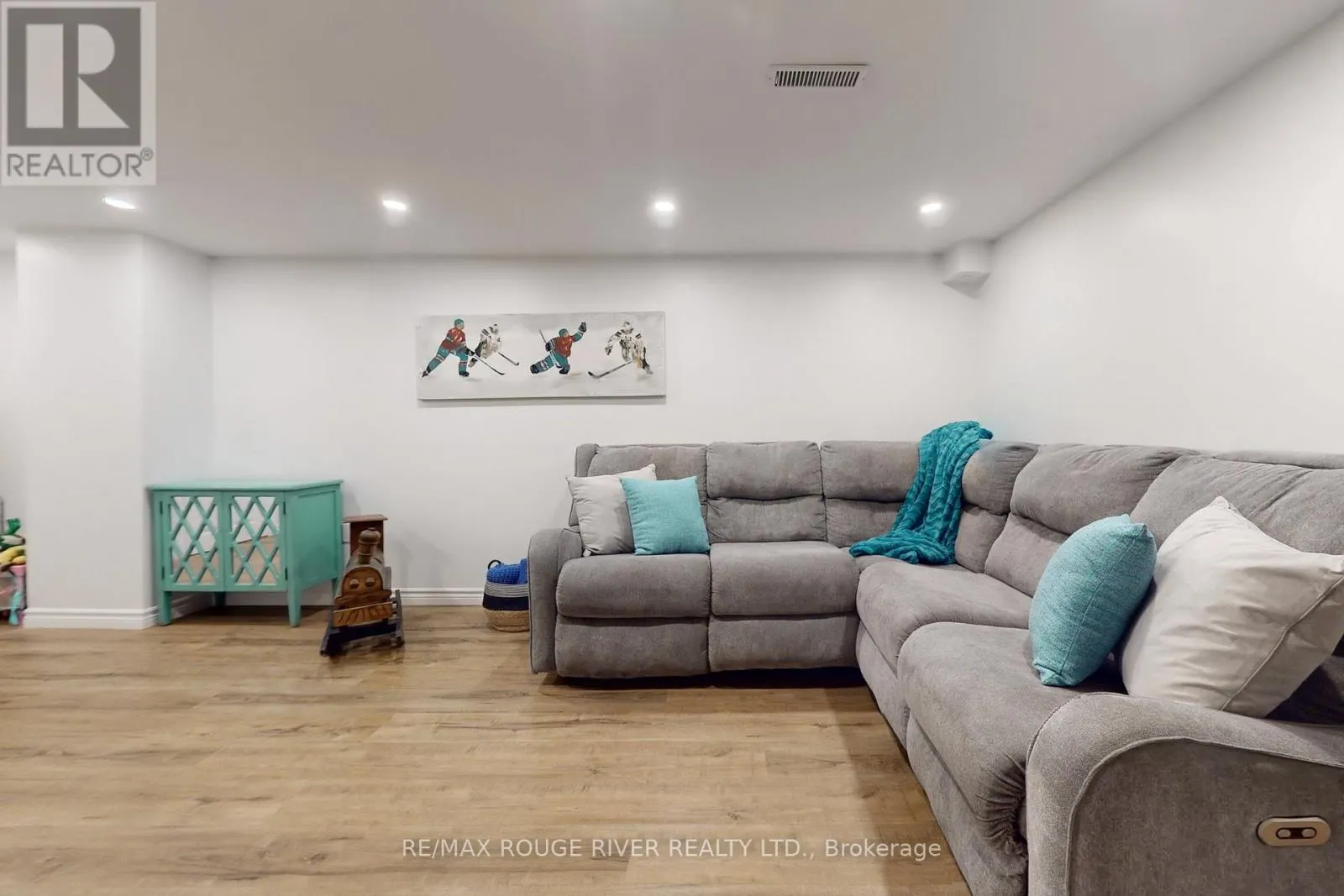 817 FINLEY AVENUE