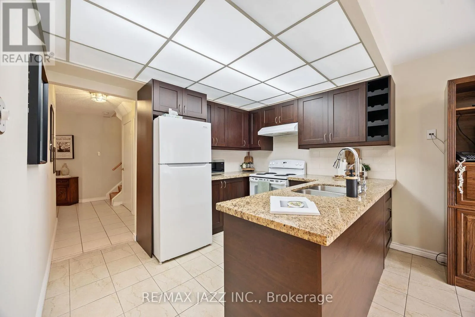 14 GROVER DRIVE