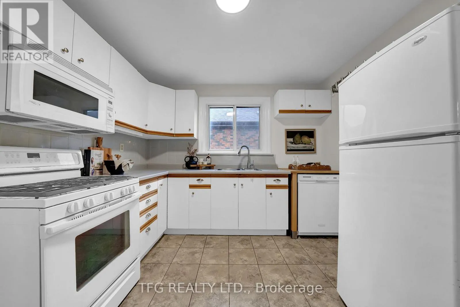 232 CLARKE STREET