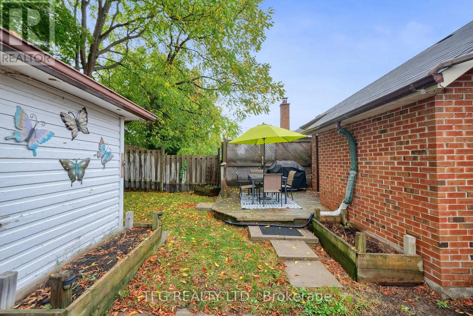 232 CLARKE STREET