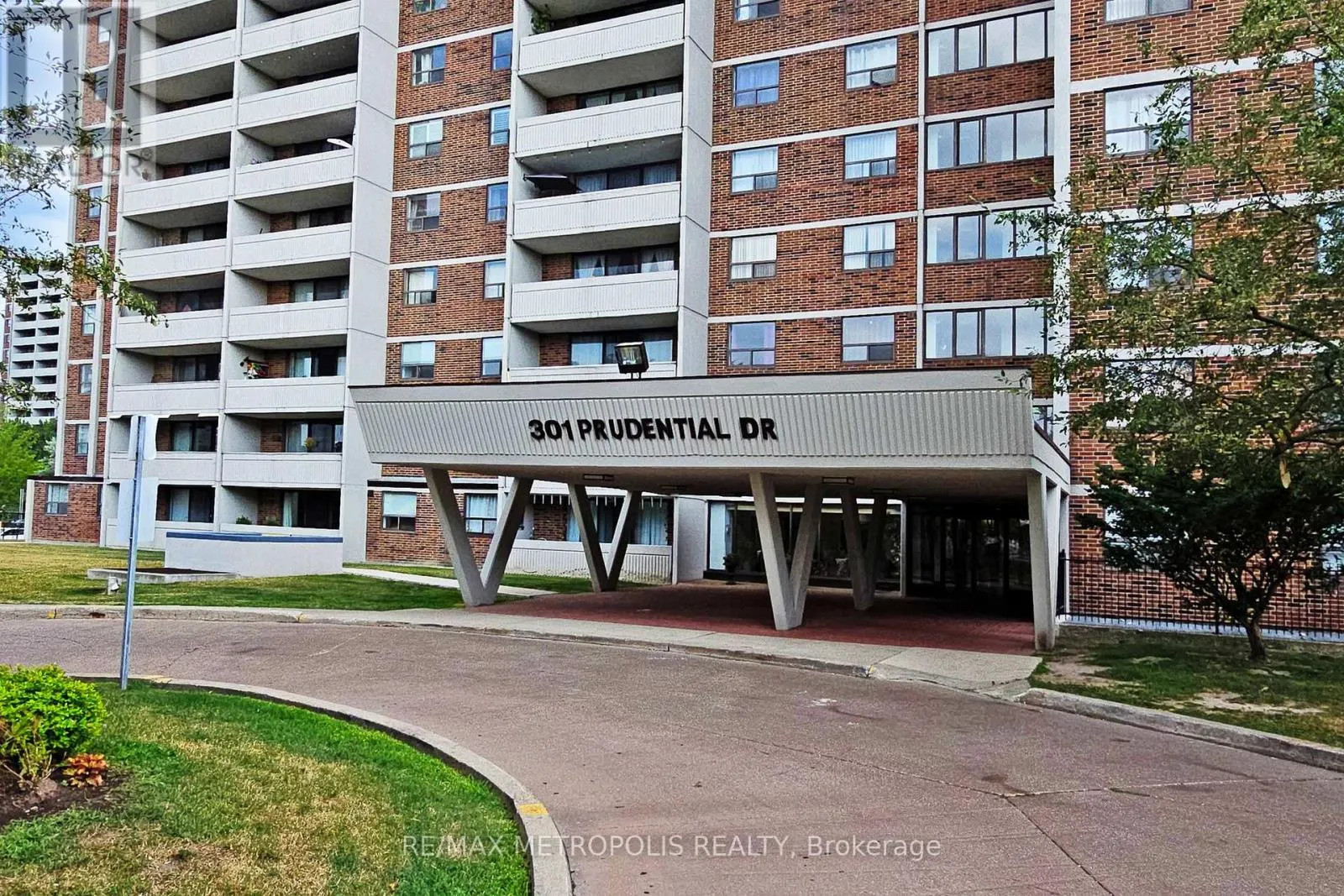 602 - 301 PRUDENTIAL DRIVE