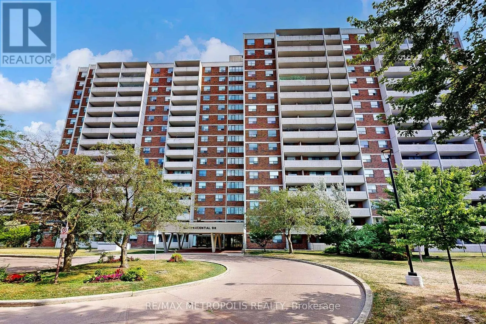 602 - 301 PRUDENTIAL DRIVE