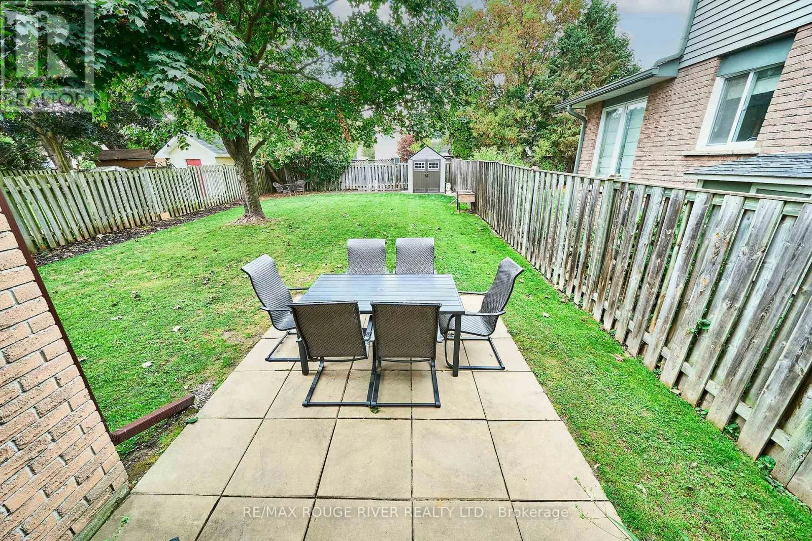 418 GRANGE COURT
