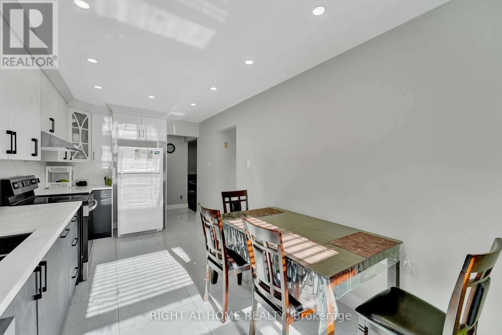 105 HUPFIELD TRAIL