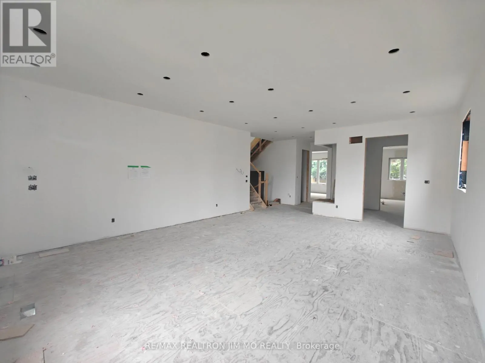 6 COTTON AVENUE