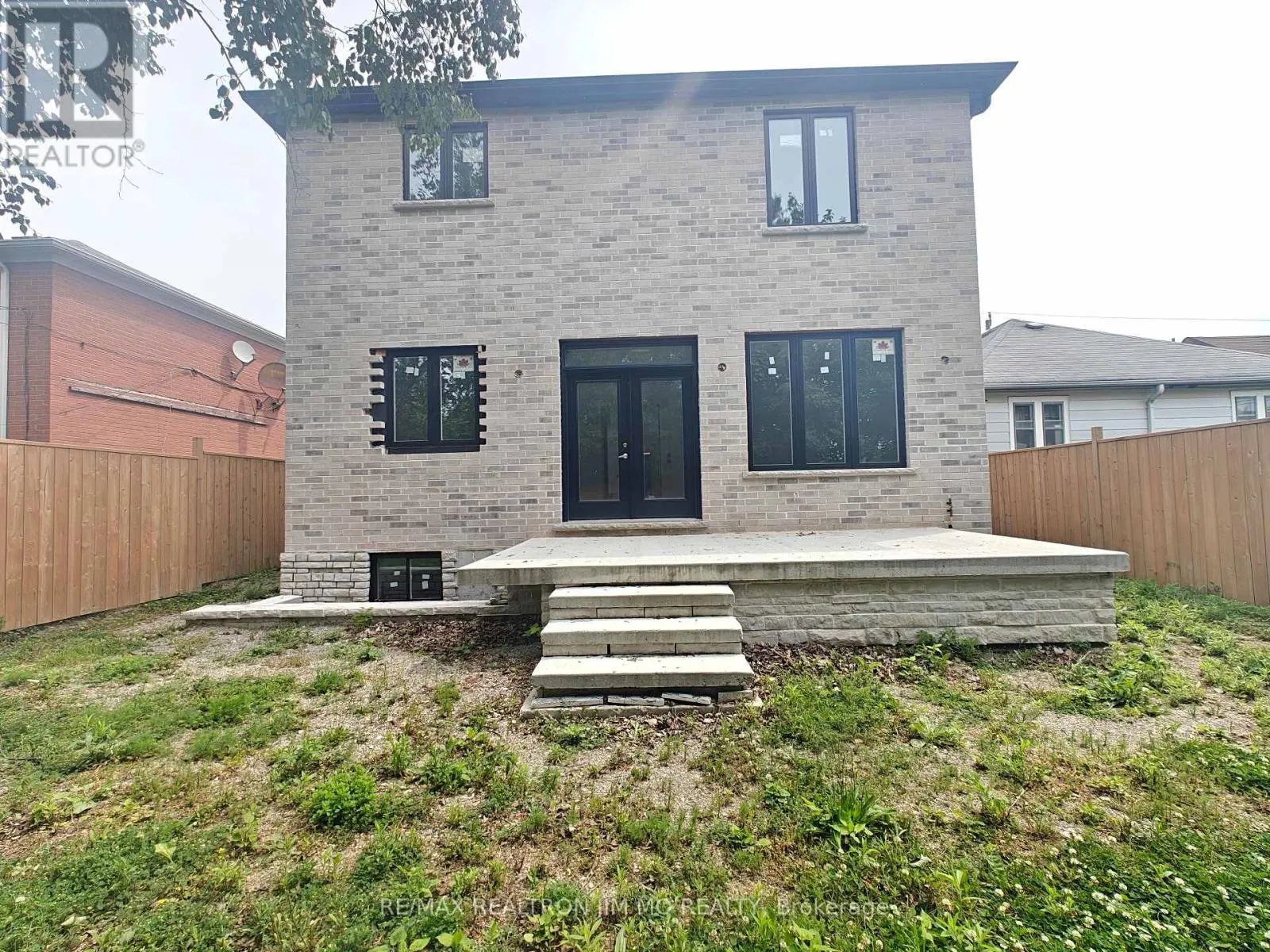 6 COTTON AVENUE