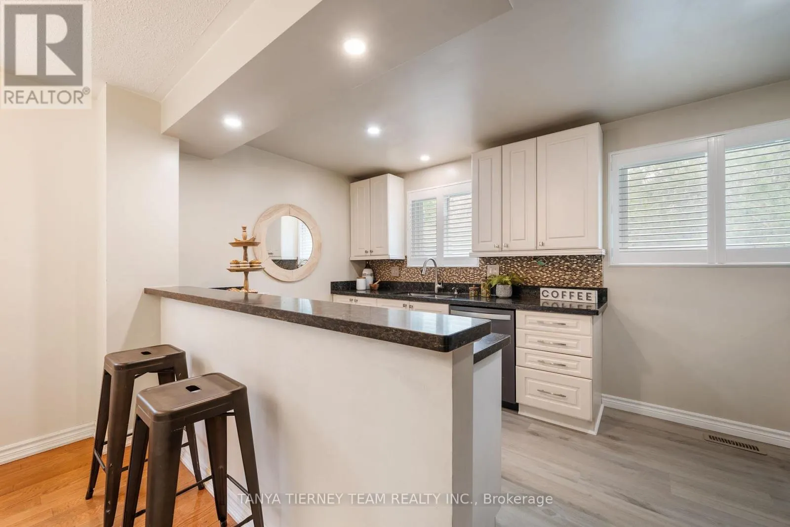 728 BERMUDA AVENUE