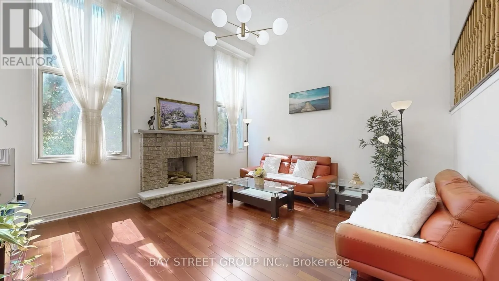 30 - 25 CARDWELL AVENUE