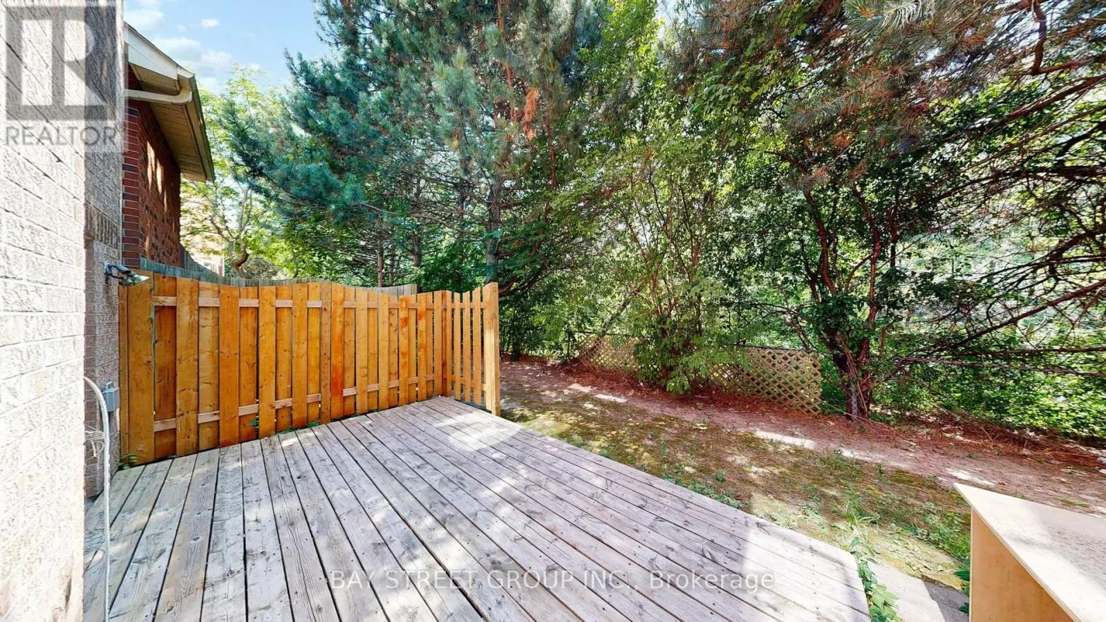30 - 25 CARDWELL AVENUE