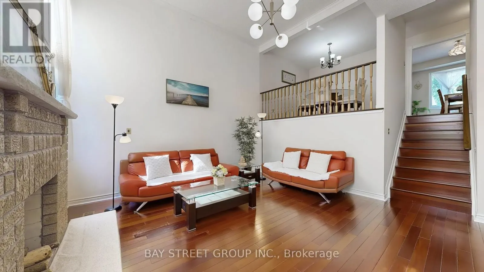 30 - 25 CARDWELL AVENUE