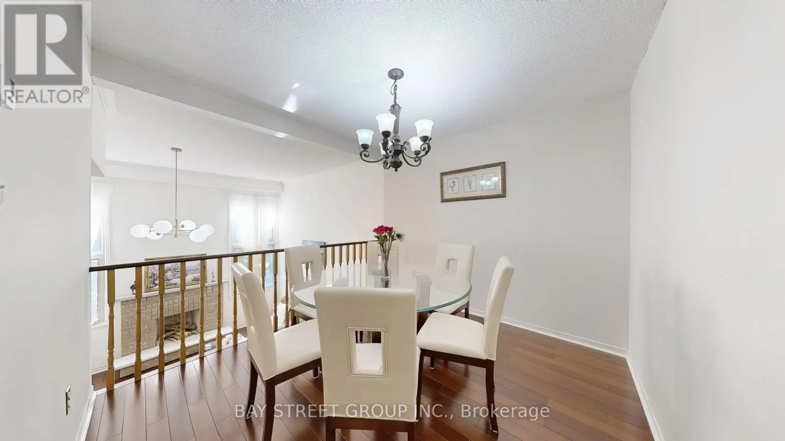 30 - 25 CARDWELL AVENUE