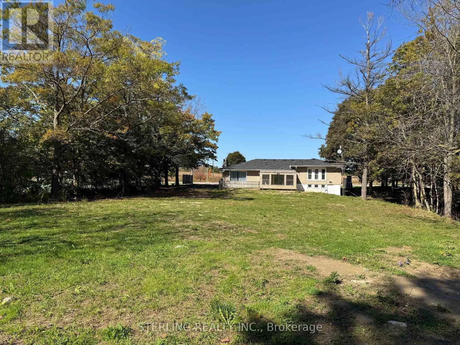 345 MYRTLE ROAD E