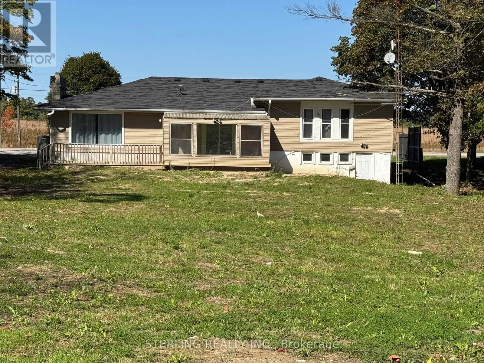 345 MYRTLE ROAD E