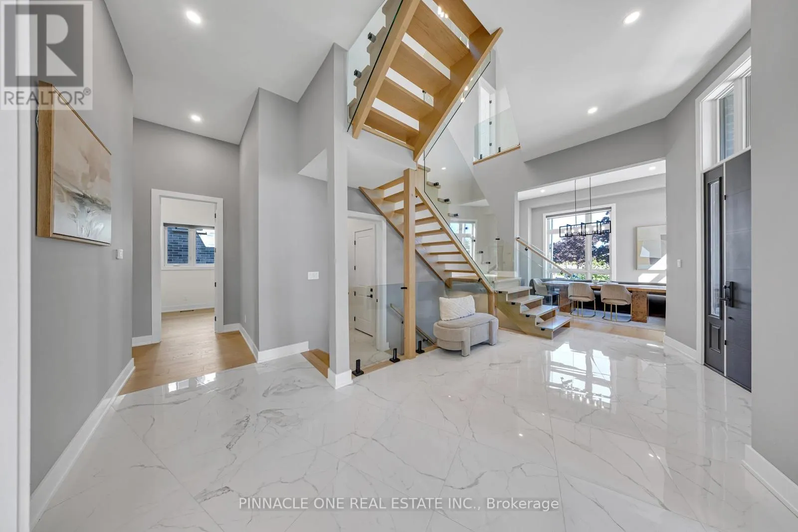 12 TIDMARSH LANE