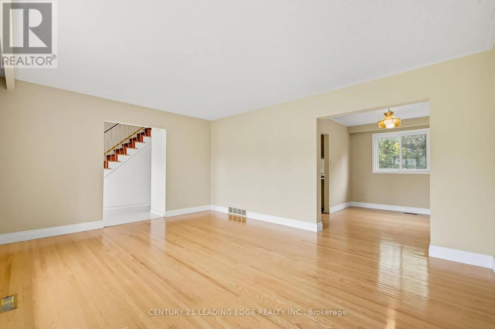 926 MARINET CRESCENT