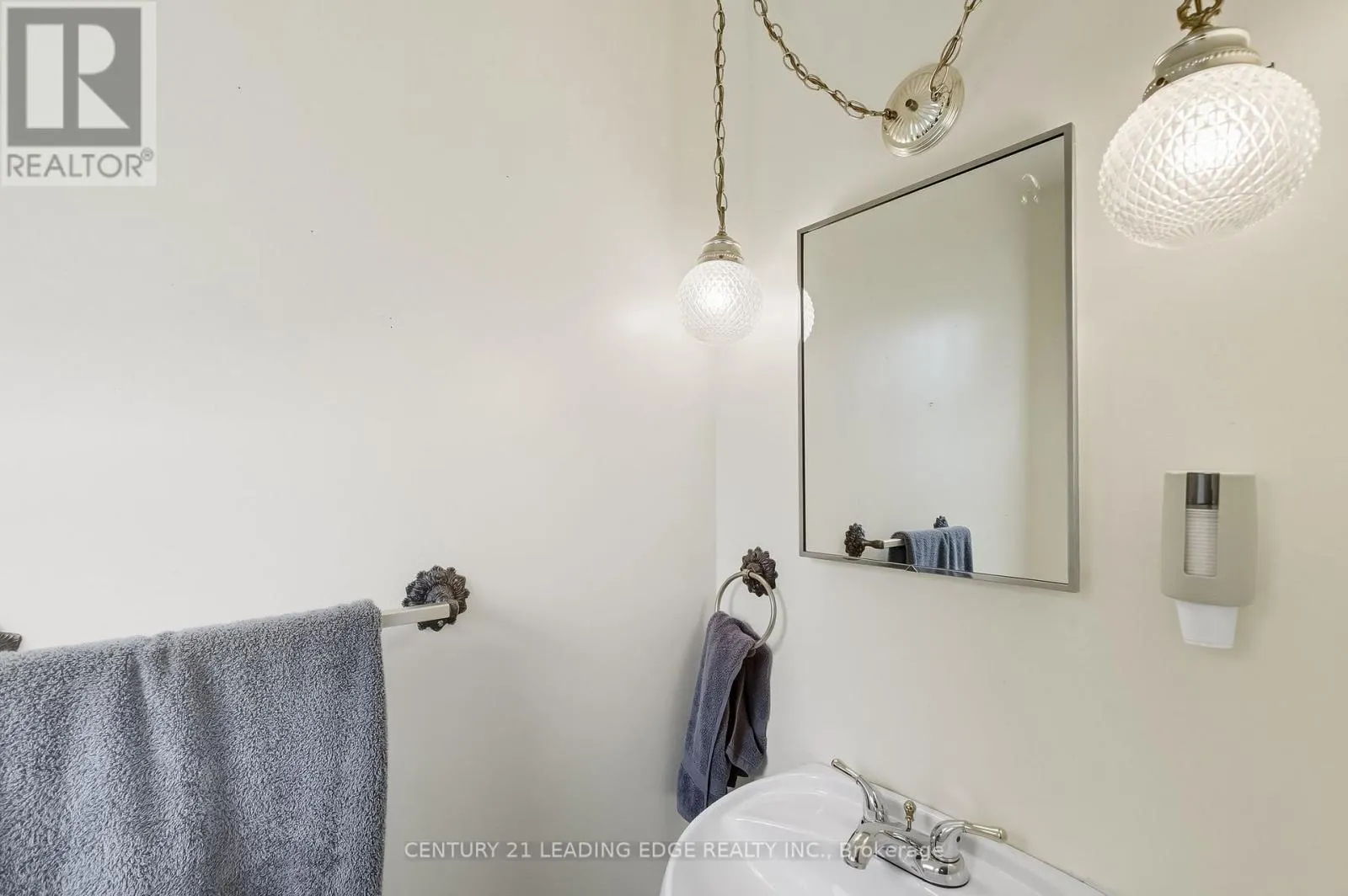 926 MARINET CRESCENT