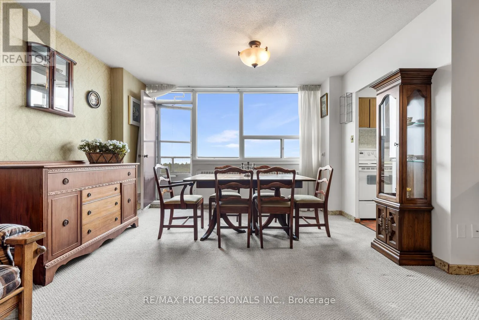 1704 - 180 MARKHAM ROAD