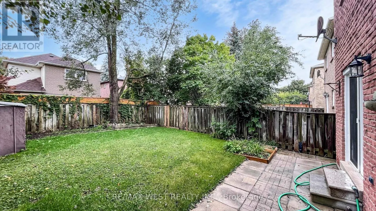 52 RADFORD DRIVE