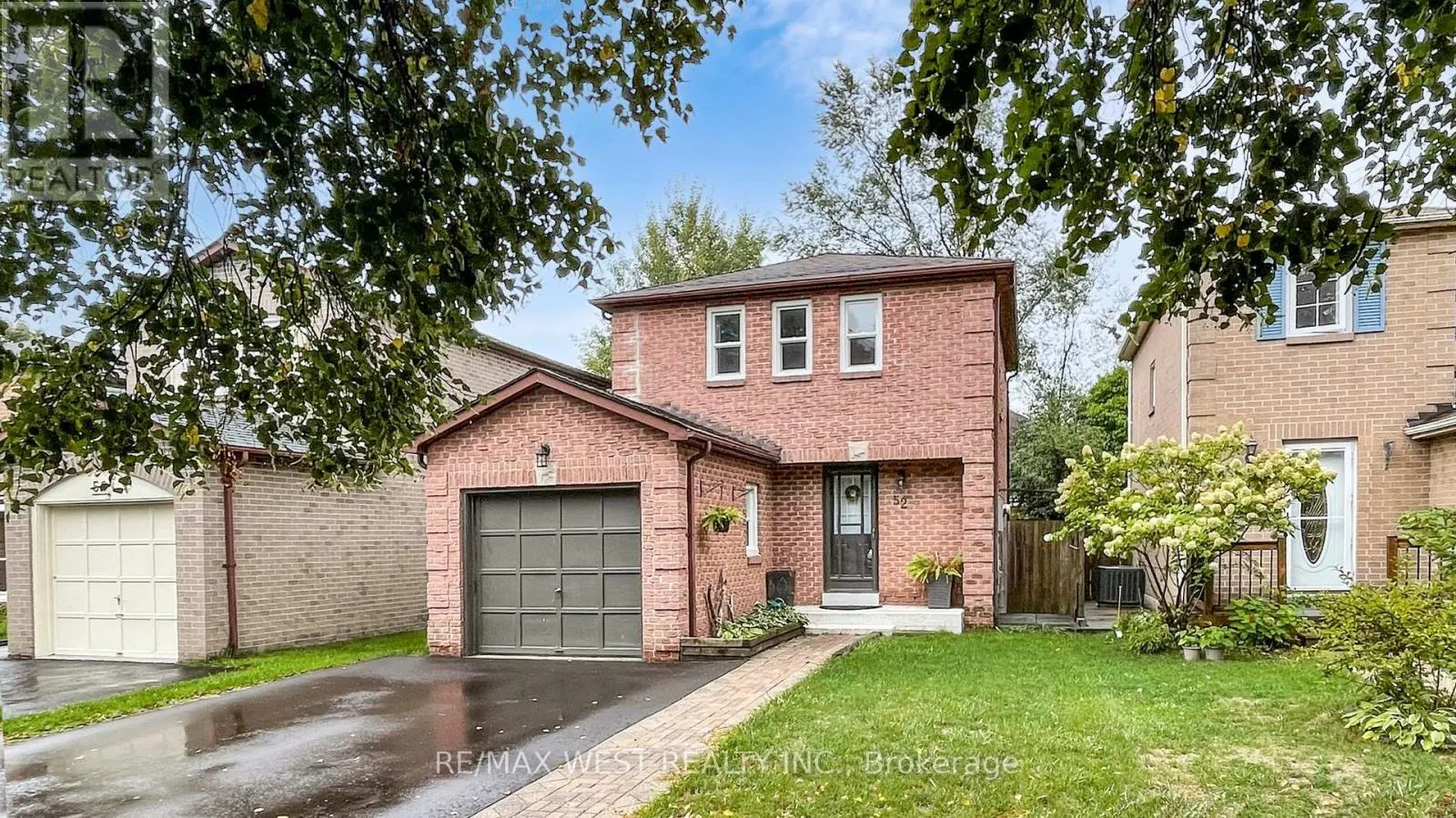 52 RADFORD DRIVE