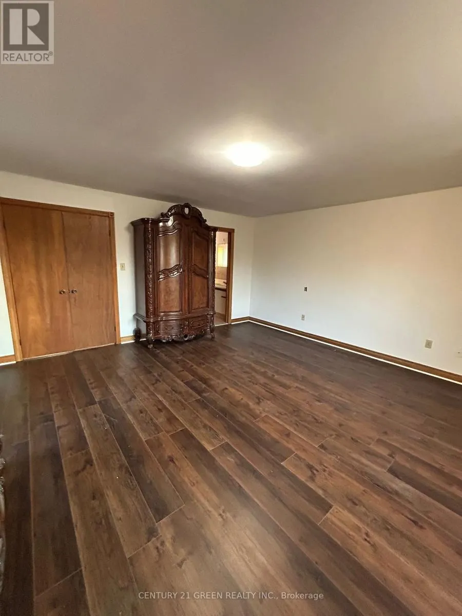 MAIN - 719 KEATES AVENUE