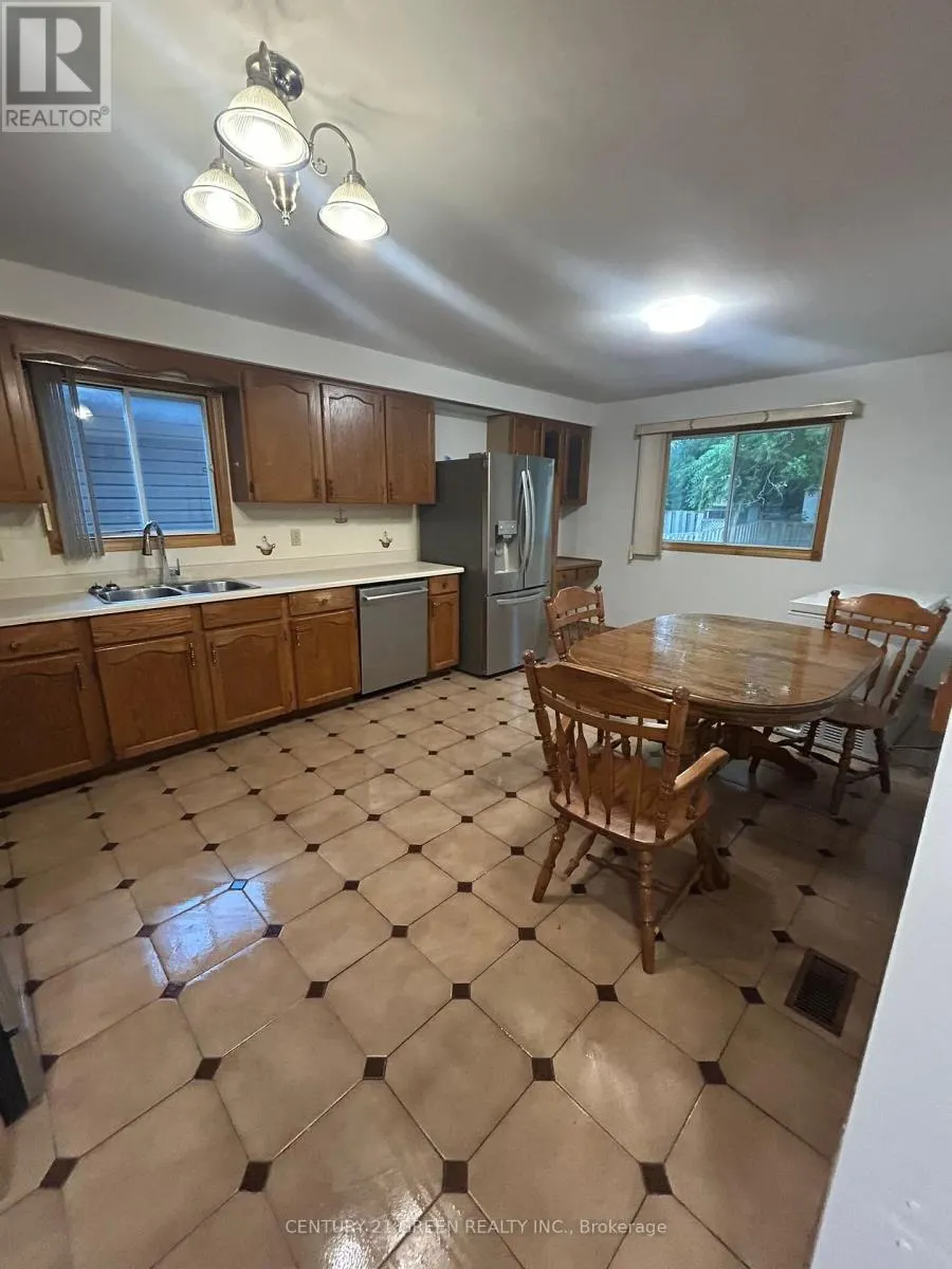 MAIN - 719 KEATES AVENUE