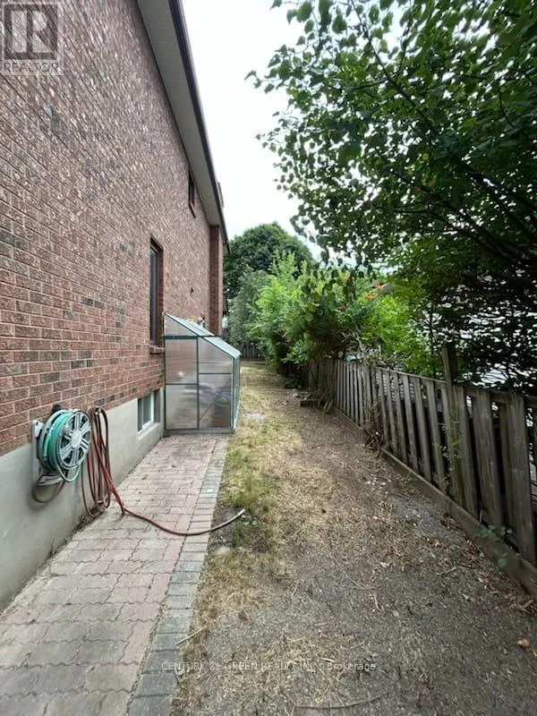 MAIN - 719 KEATES AVENUE
