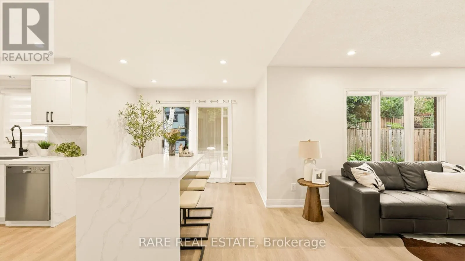 6 CARMICHAEL DRIVE