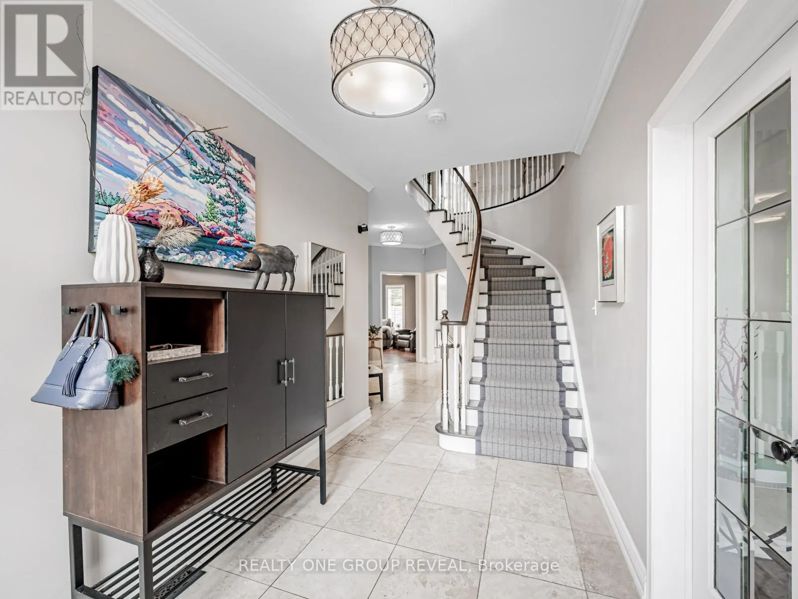 862 BAYLAWN DRIVE