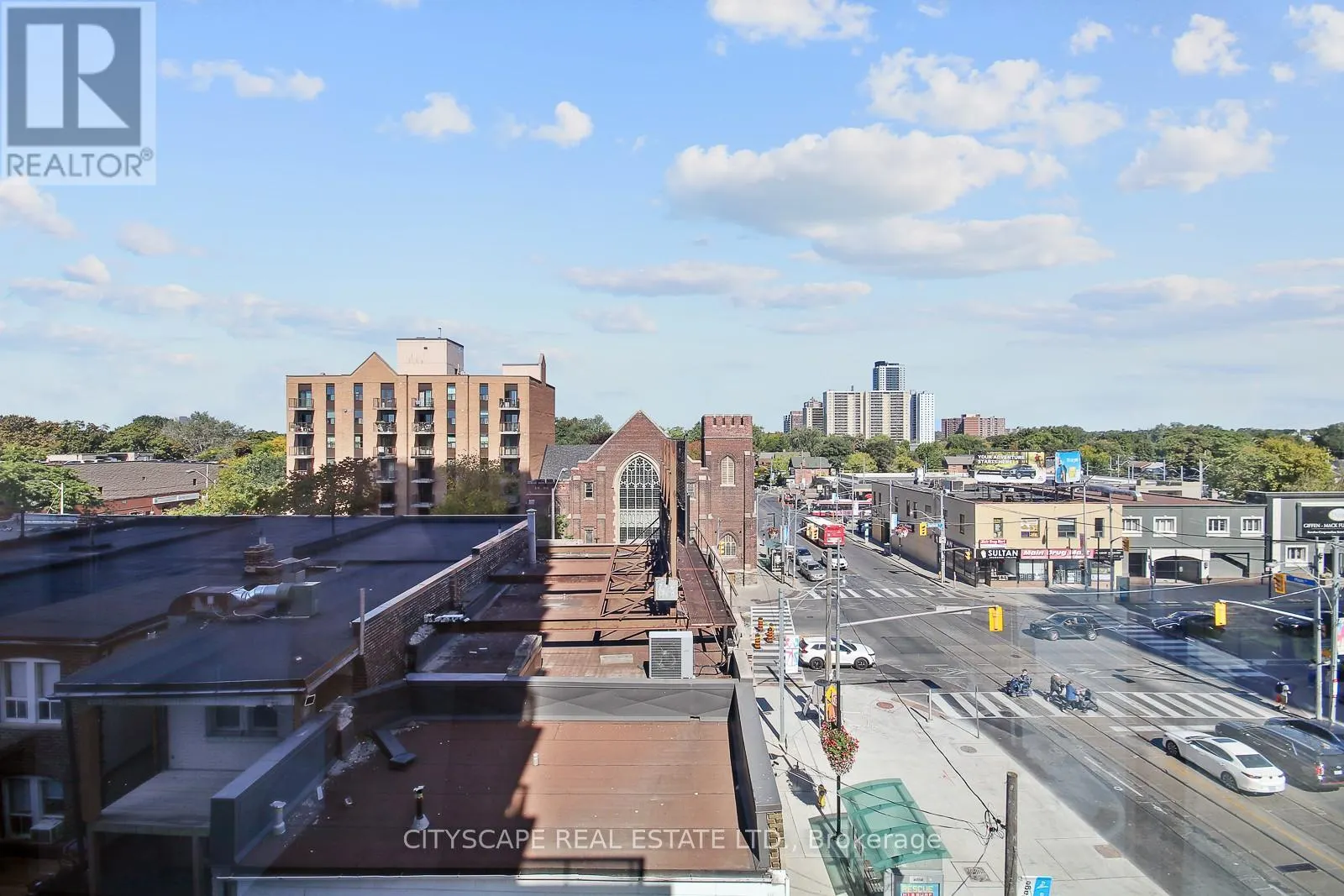 404 - 286 MAIN STREET