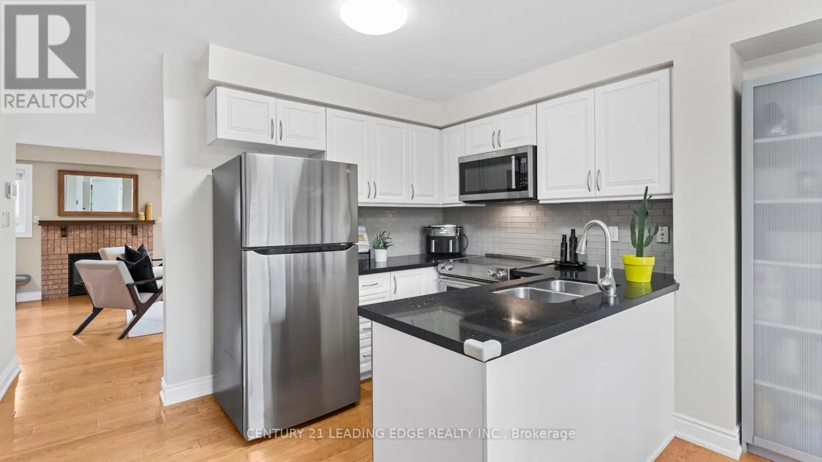 330 SPARROW CIRCLE