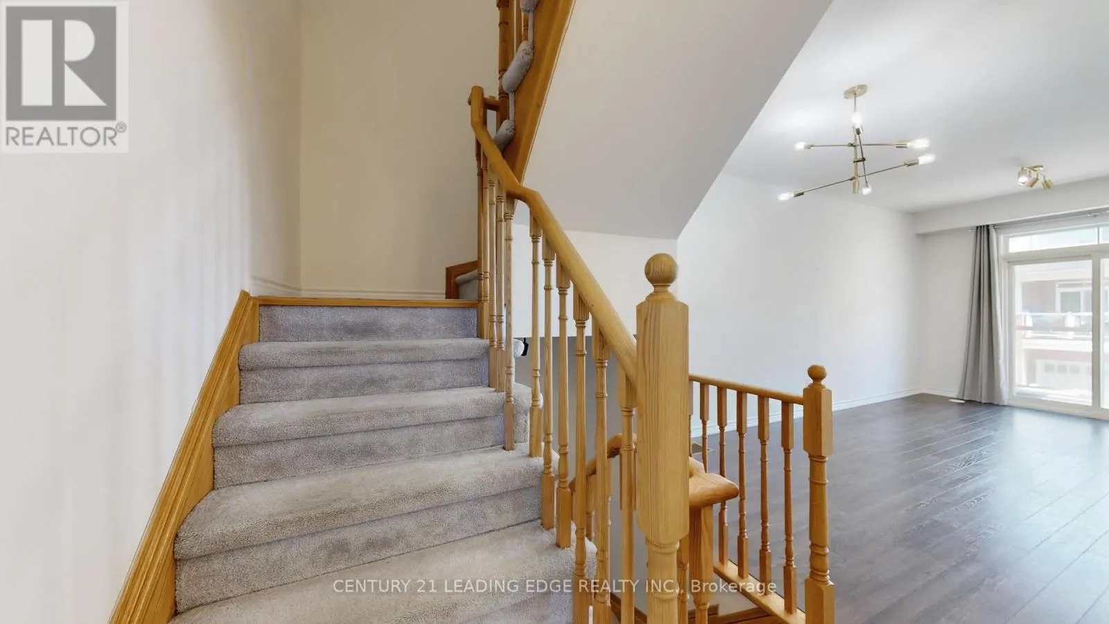 2420 NANTUCKET CHASE