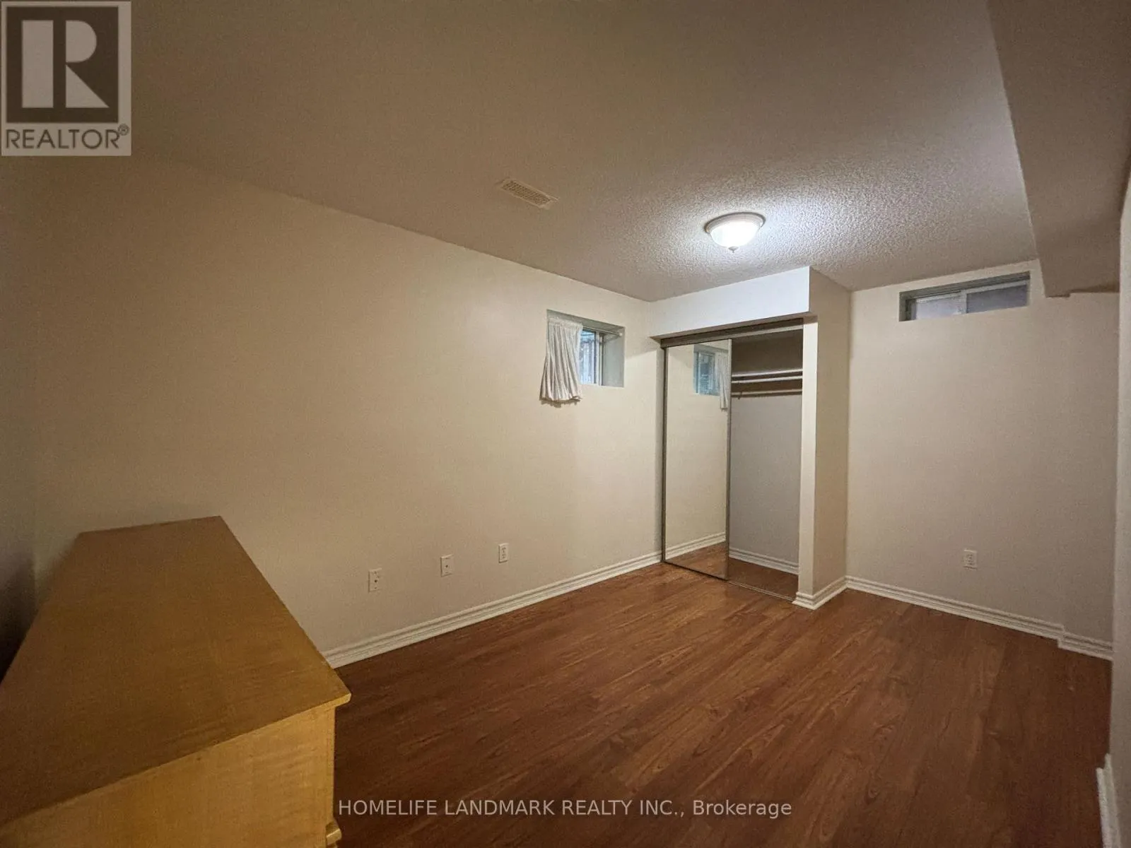 28 STONEBRIDGE BOULEVARD