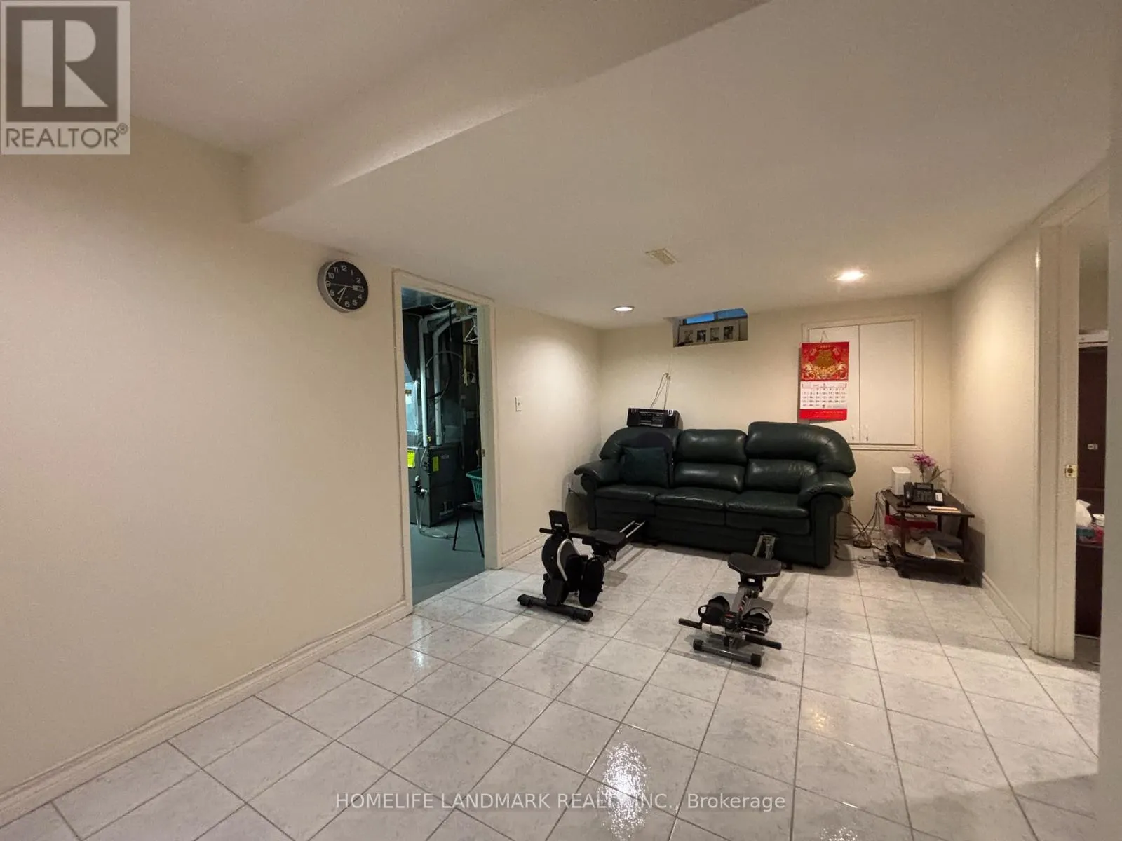 28 STONEBRIDGE BOULEVARD
