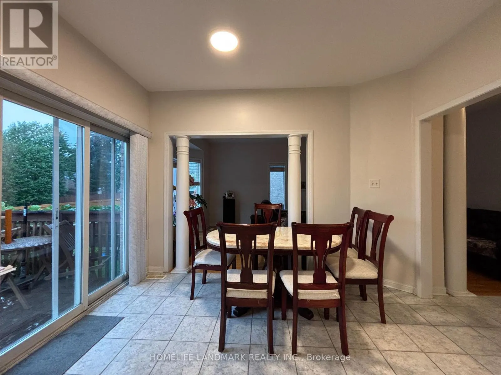 28 STONEBRIDGE BOULEVARD