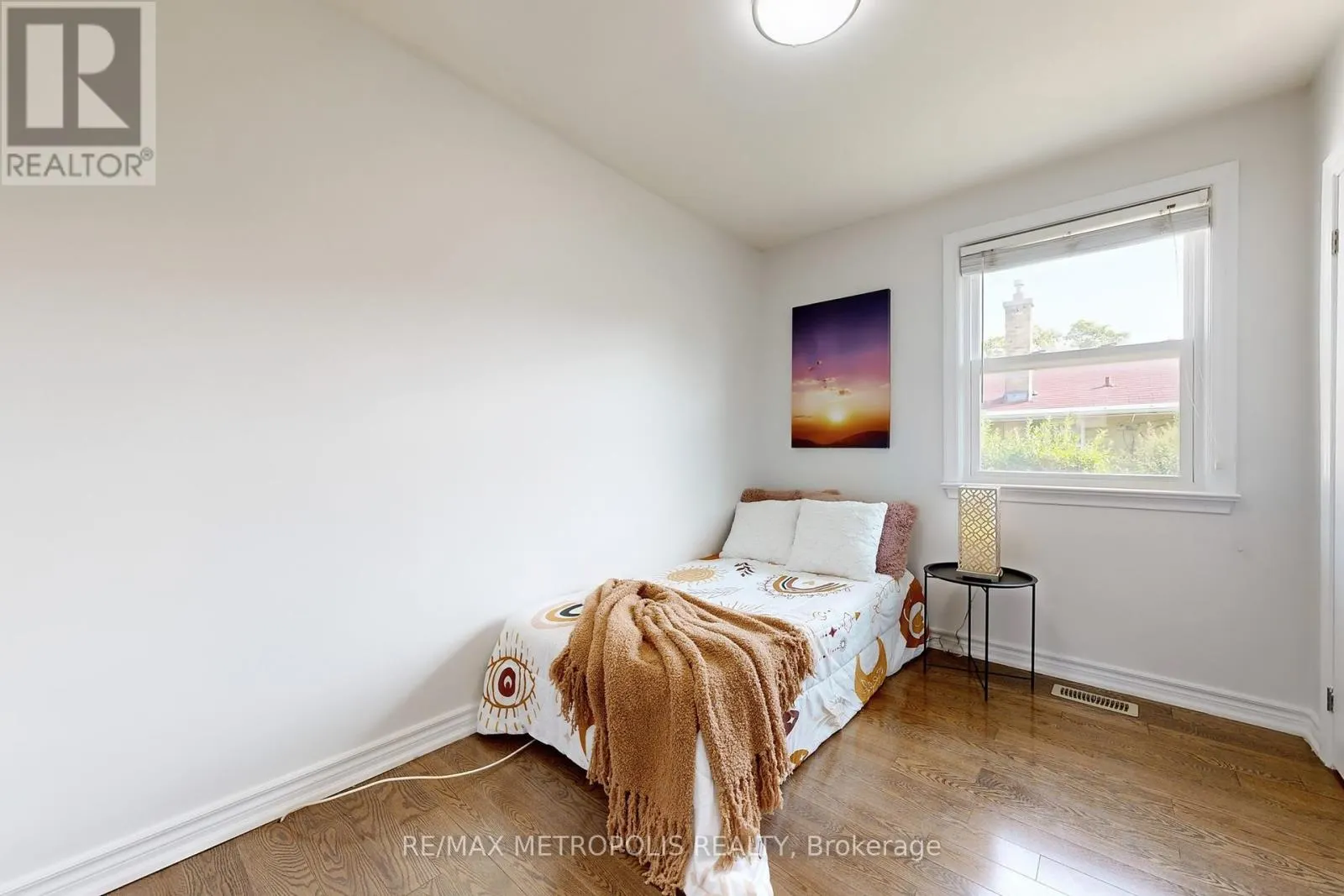 MAIN - 162 LORD ROBERTS DRIVE