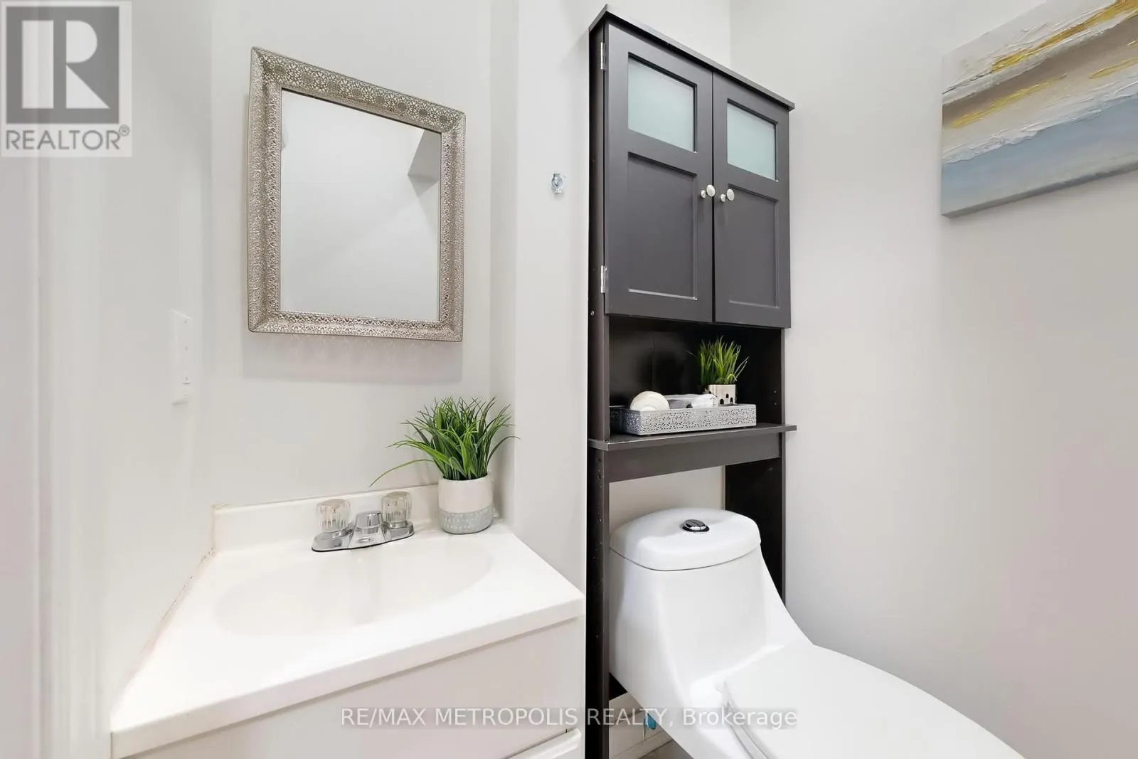 MAIN - 162 LORD ROBERTS DRIVE