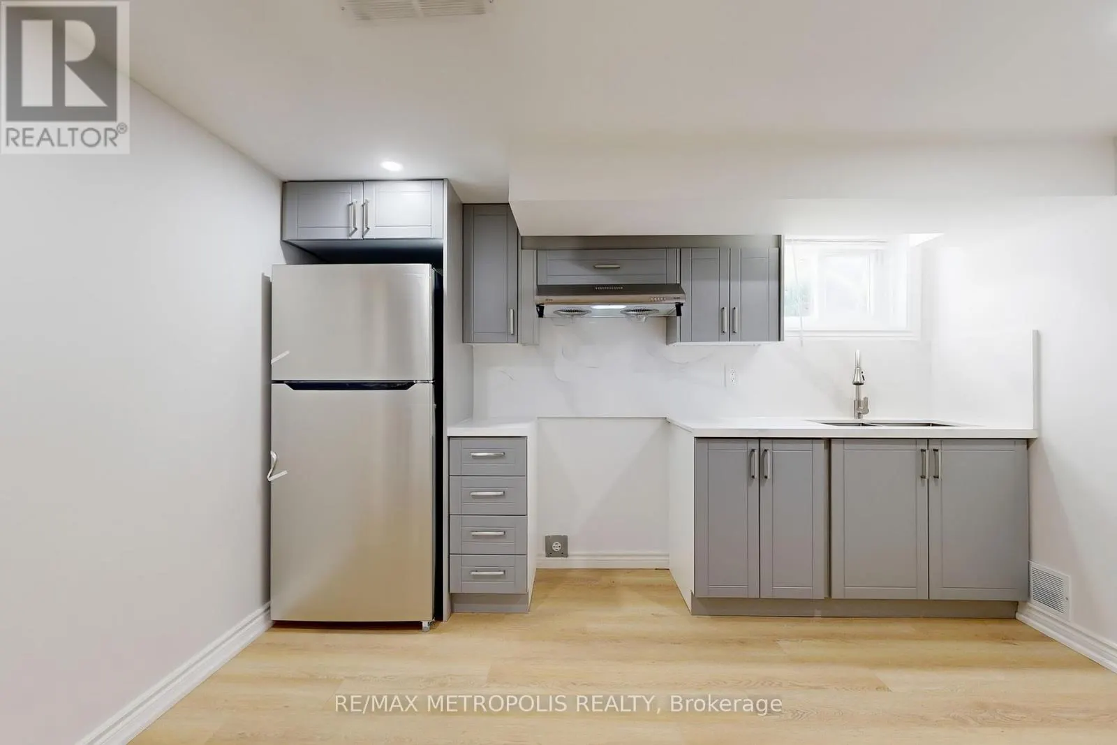 MAIN - 162 LORD ROBERTS DRIVE
