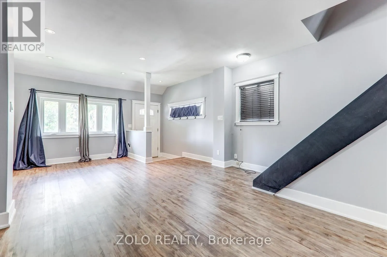 739 CEDAR STREET