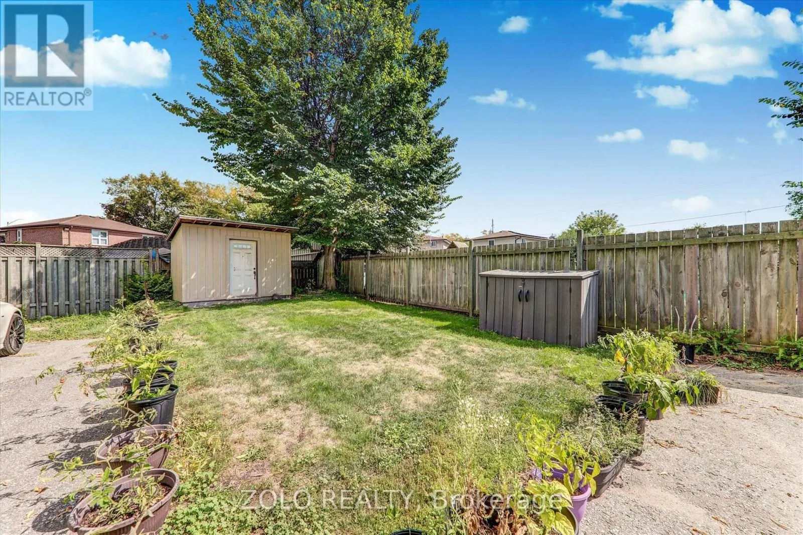 739 CEDAR STREET