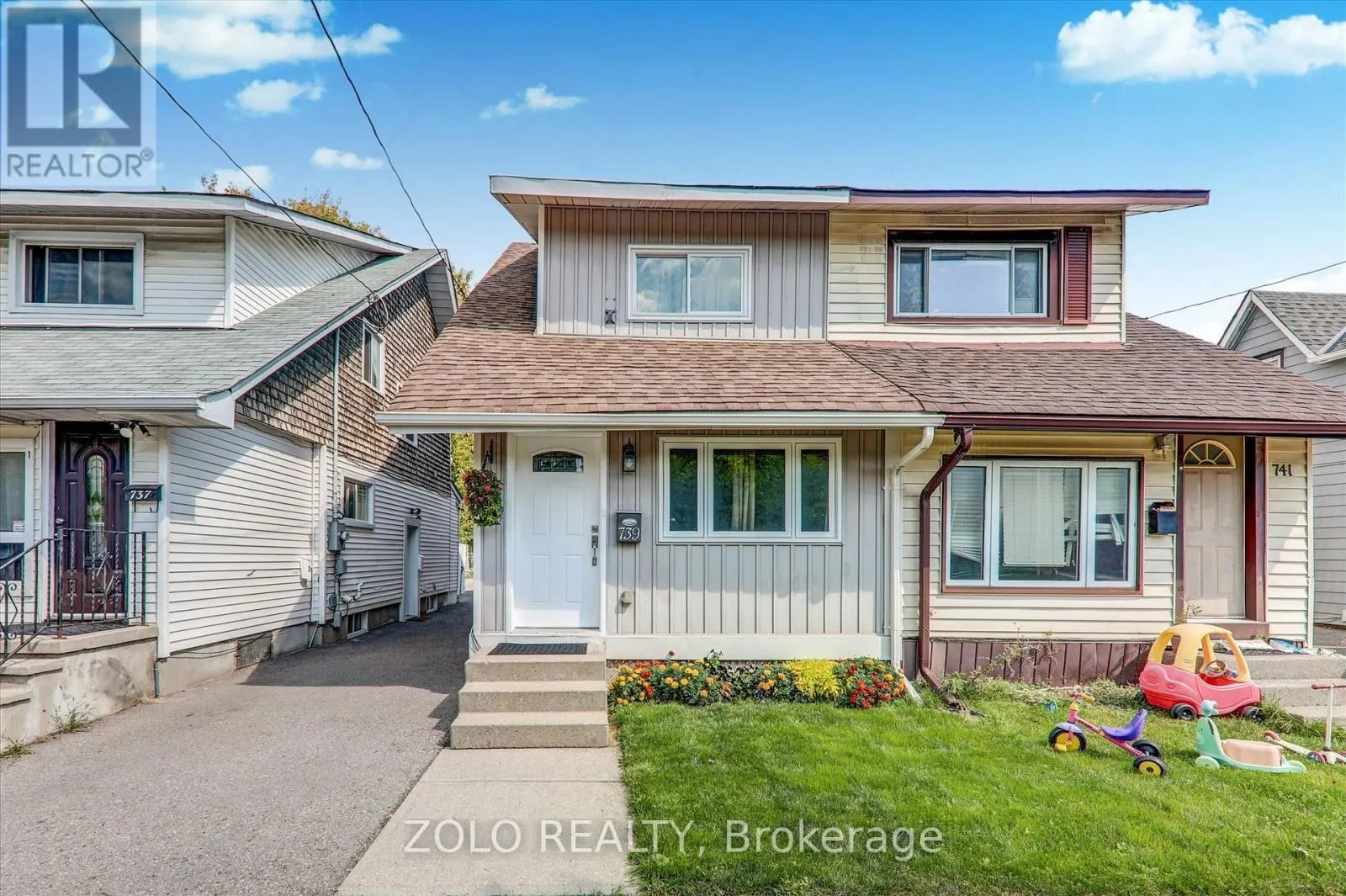739 CEDAR STREET