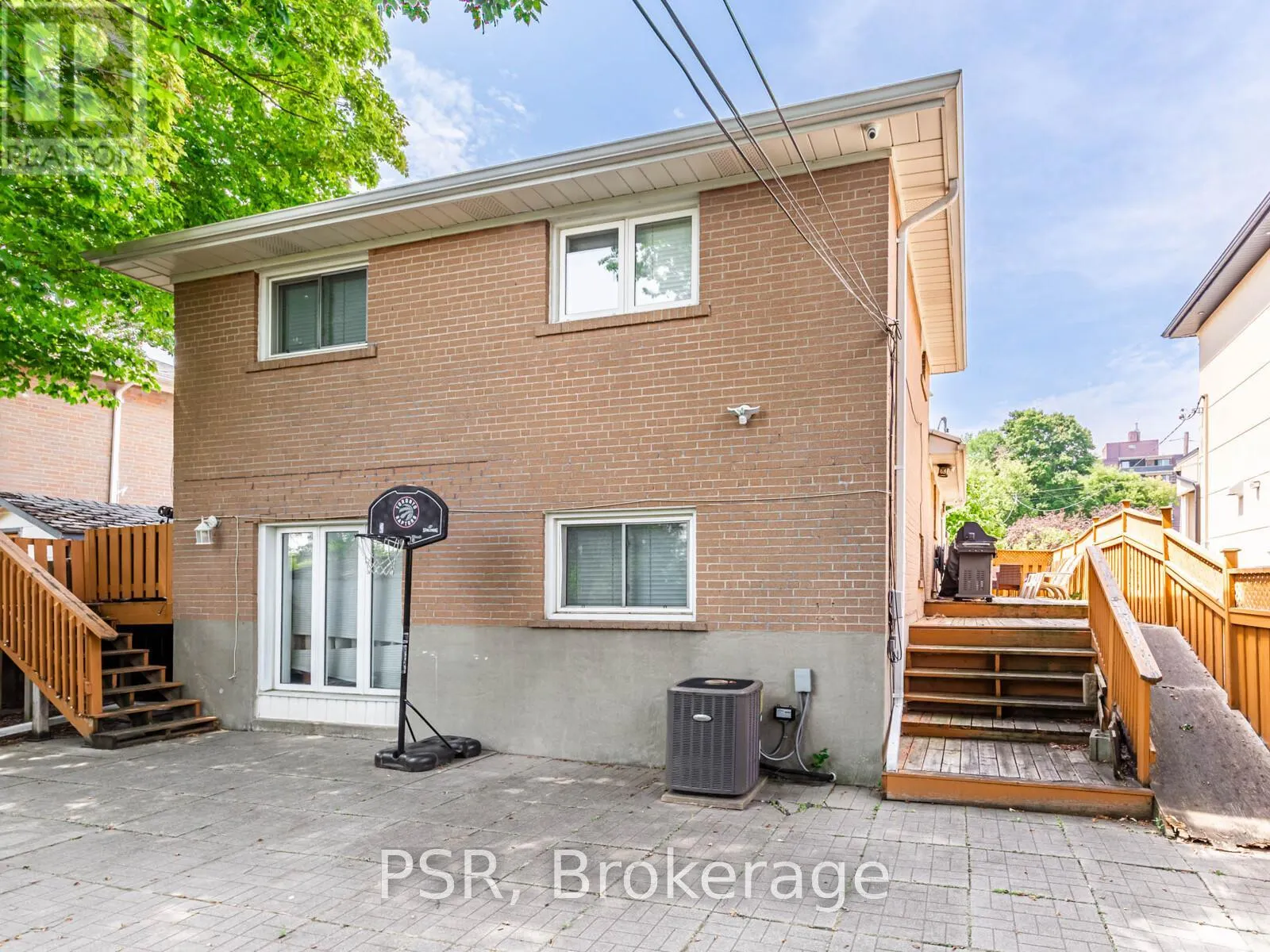 27 WILLSTEVEN DRIVE
