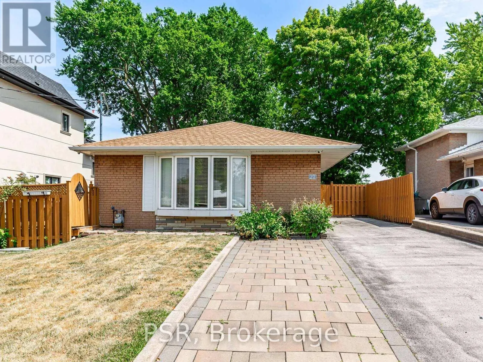 27 WILLSTEVEN DRIVE