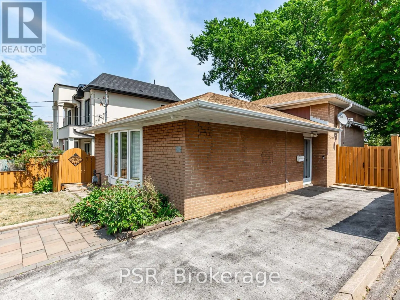 27 WILLSTEVEN DRIVE
