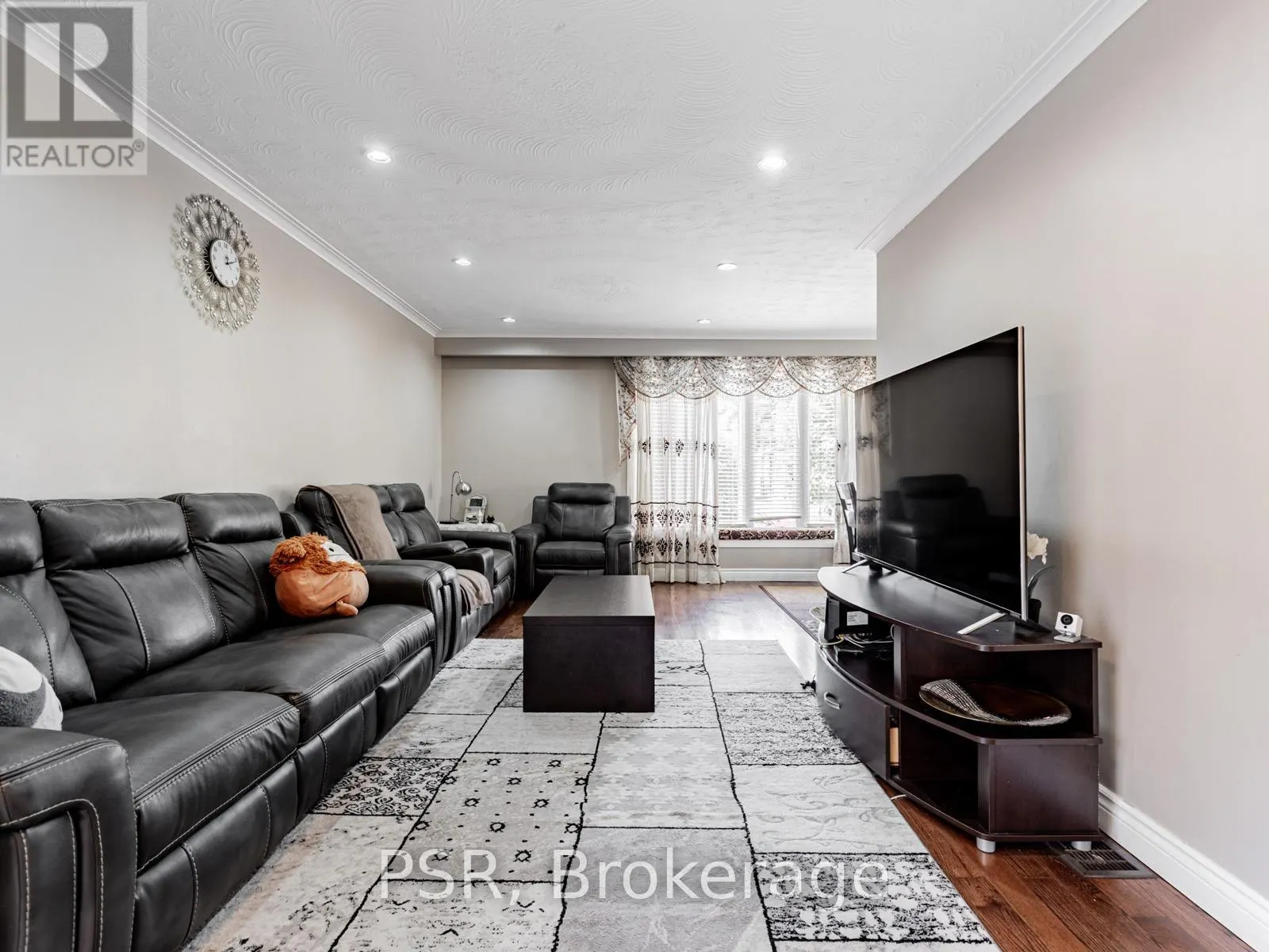 27 WILLSTEVEN DRIVE