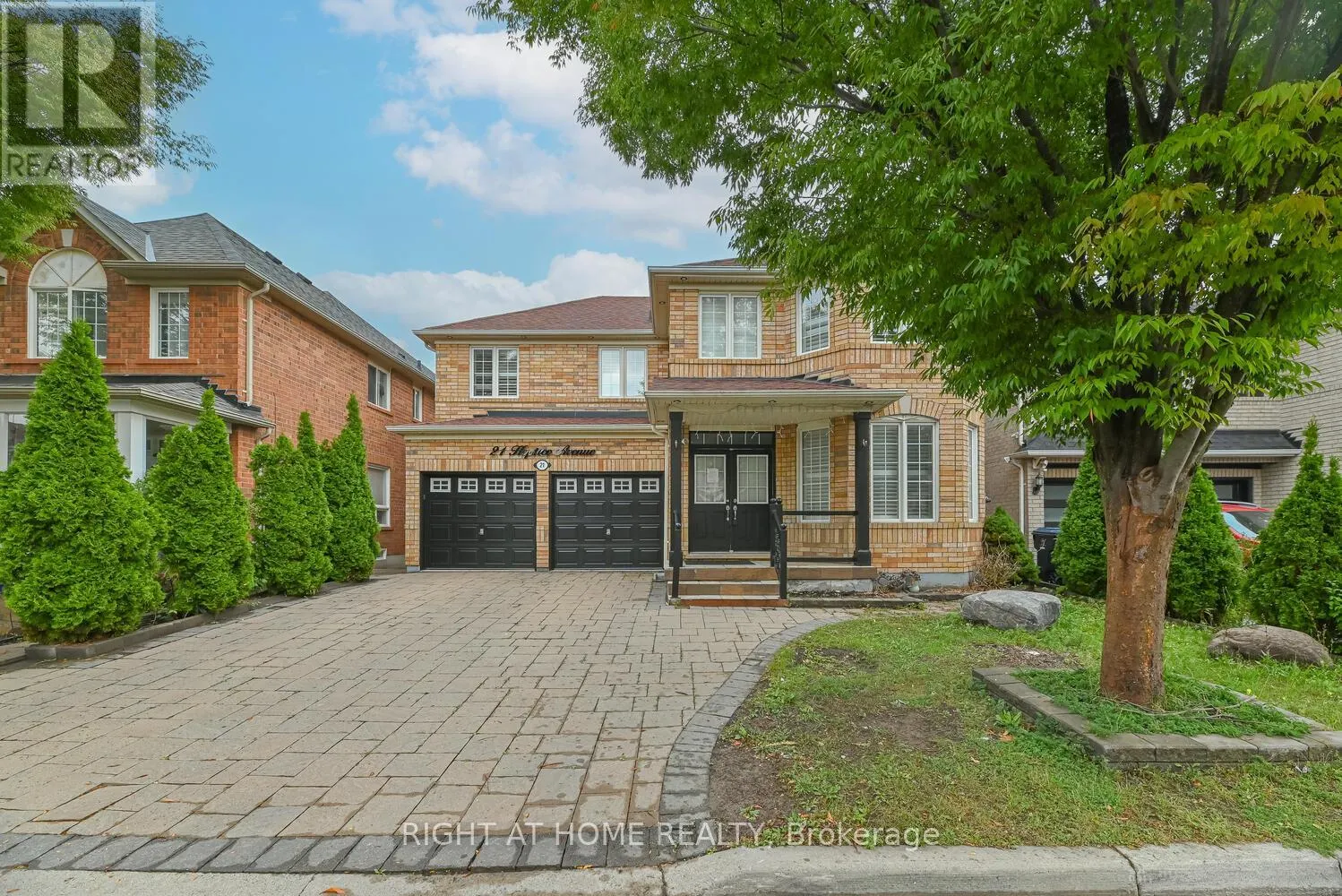 21 HOPTREE AVENUE