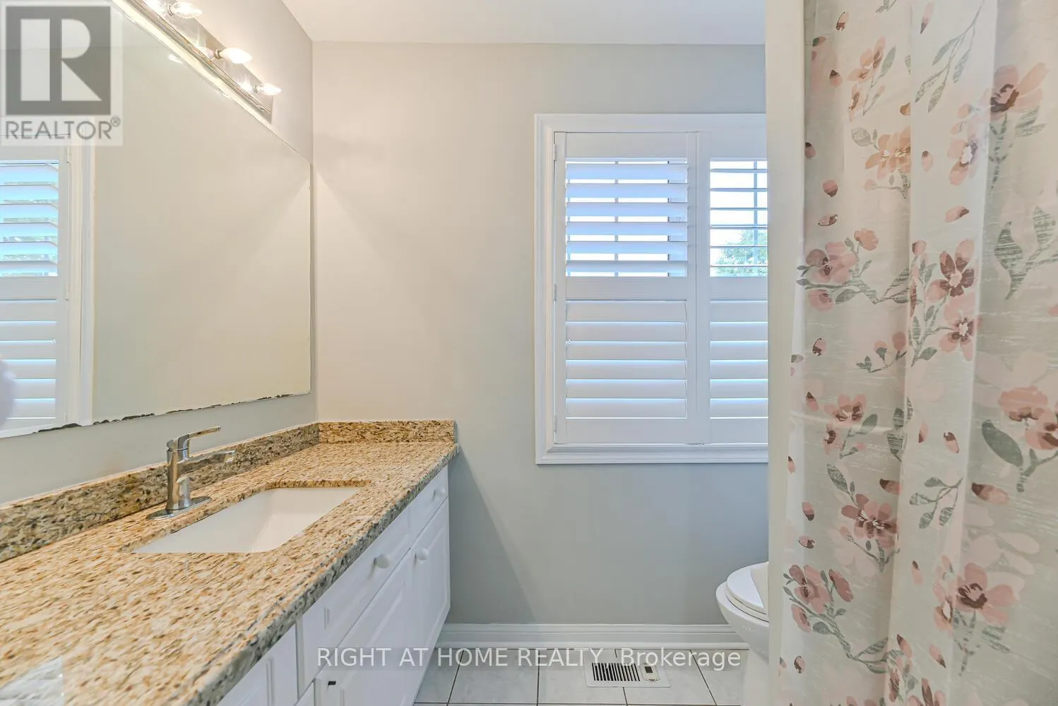 21 HOPTREE AVENUE