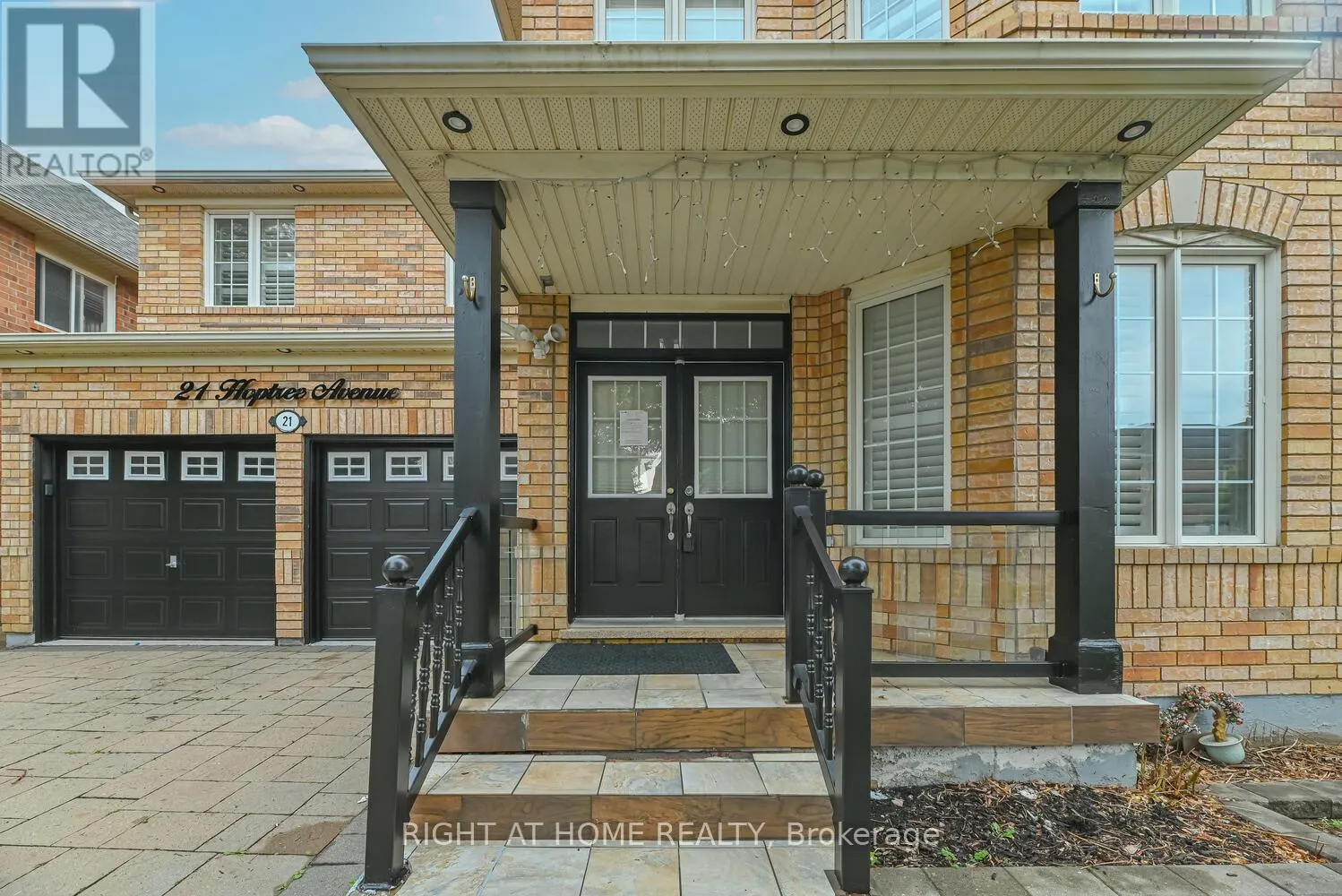 21 HOPTREE AVENUE